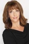 Paula Hinegardner Logo